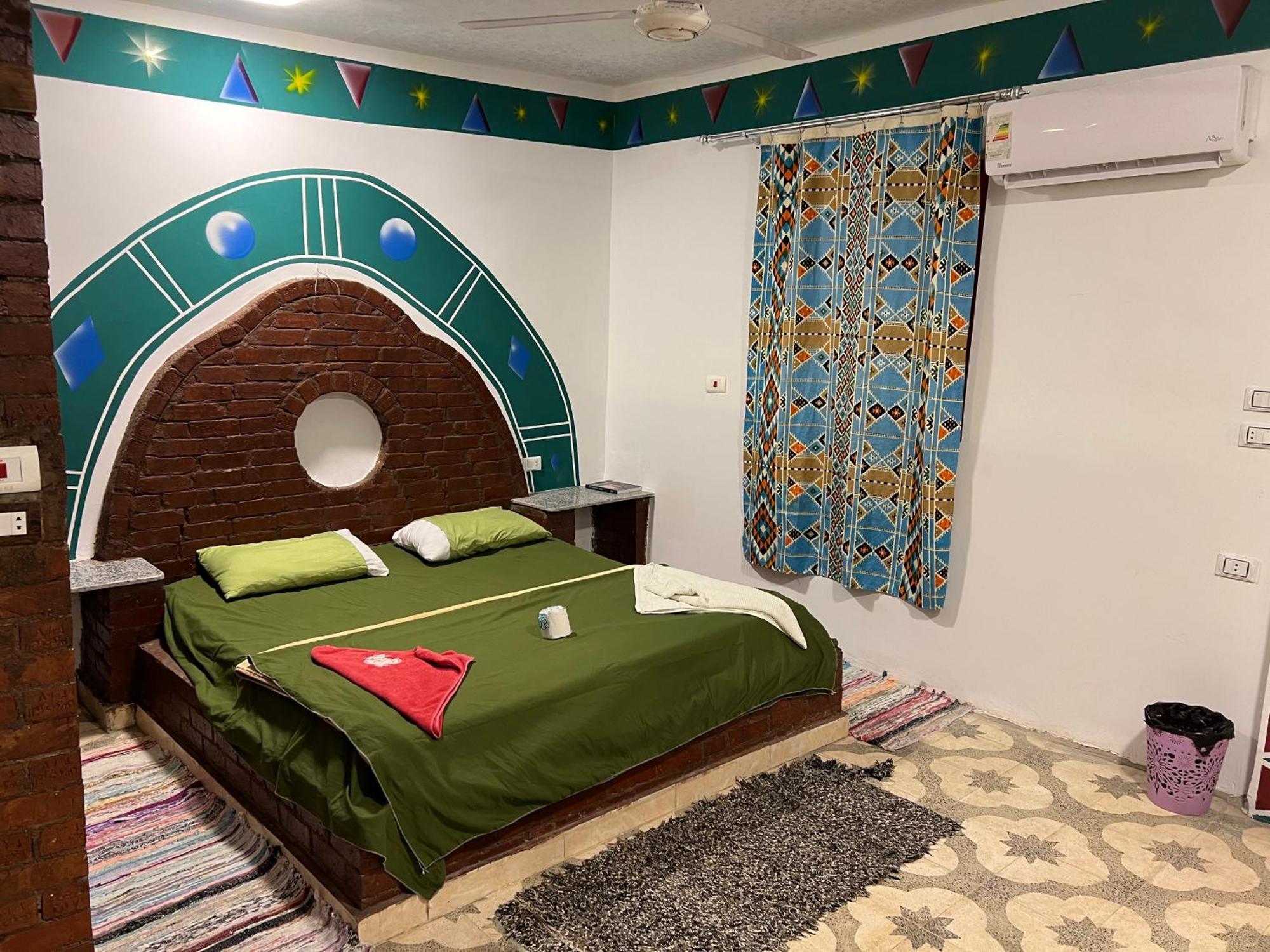 Luxor Old Nile Hotel Екстер'єр фото